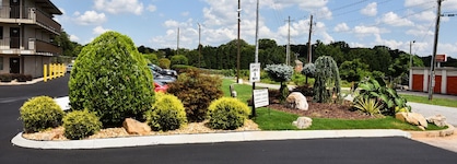 Masters Inn Tucker