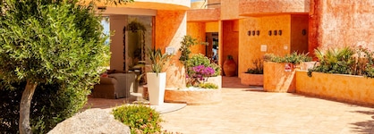 Sant'elmo Beach Hotel