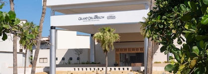 Grand Decameron Los Cabos, A Trademark All Inclusive Resort