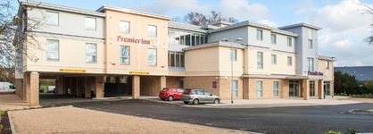 Premier Inn Witney