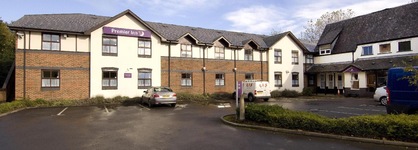 Premier Inn Stockport South