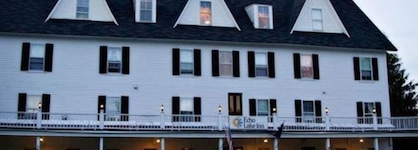Echo Lake Inn