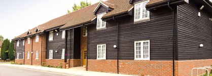Premier Inn Woking West (A324)