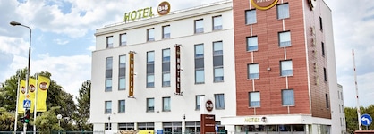 B&B Hotel Warszawa-Okęcie