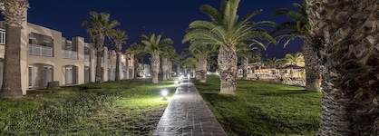 Akti Coast Club
