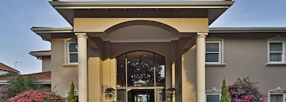 Auberge Hollandaise Guest House By Misty Blue Hotels