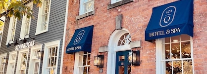 124 On Queen Hotel & Spa