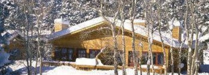 Streamside on Fall River