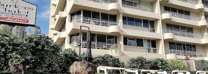Surfers Chalet