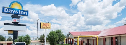 Days Inn By Wyndham Gallup