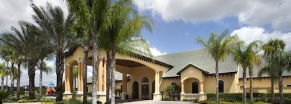 Villa 2966 Buccaneer Palm Rd, Paradise Palms
