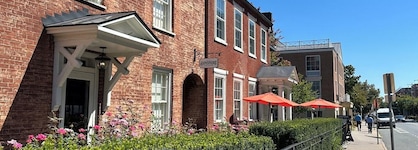 Dinsmore Boutique Inn