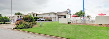 Studio 6 Midwest City, Ok - Oklahoma City