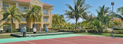 Royal Service at Paradisus Princesa del Mar (Only Adults +18)