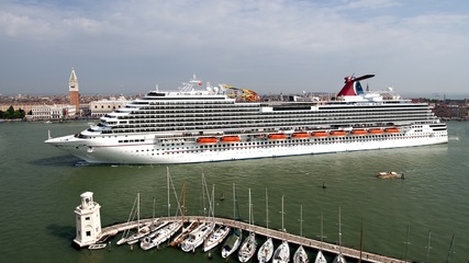 Kuva  Carnival Magic