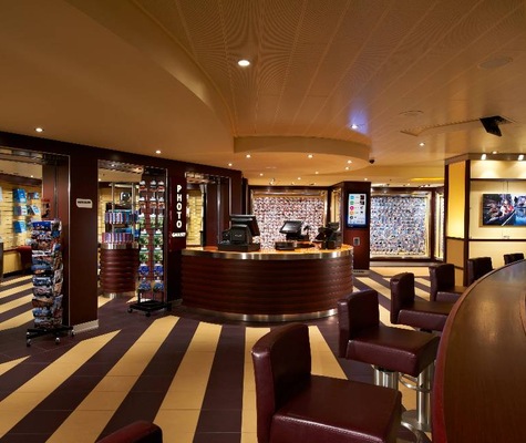 Kuva  Carnival Breeze 25