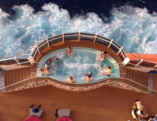 Kuva  Carnival Breeze 40