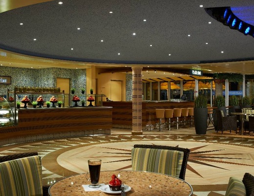 Kuva  Carnival Breeze 24