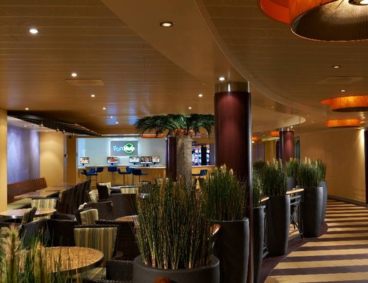 Kuva  Carnival Breeze 30