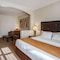 Comfort Suites - map