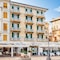 Hotel Vesuvio - map