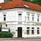 Hotel Am Schloss Borbeck - map