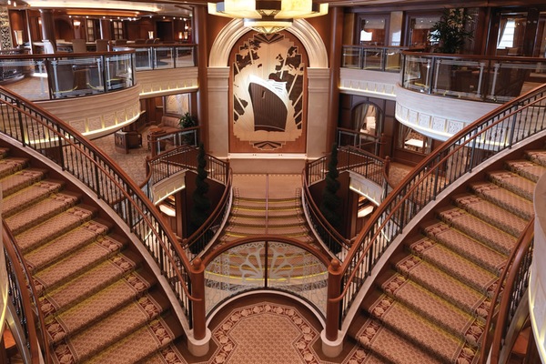 Kuva  Queen Elizabeth 21