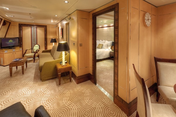 Kuva  Queen Mary 2 3