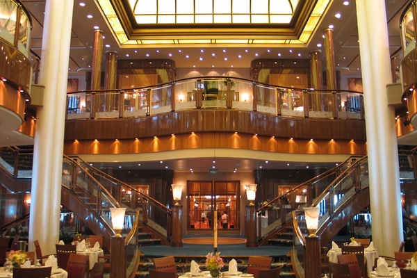Kuva  Queen Mary 2 12