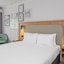 Holiday Inn Cambridge By Ihg