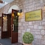 Apollonia Hotel