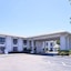 Clarion Inn & Suites Across From Universal Orlando Resort