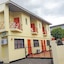 Sundeck Suites