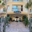 Club Karakas Apart