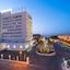 Al Falaj Hotel