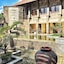 Grand Balisani Suites Hotel