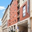 Queen's Court Hotel & Residence