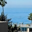 Laguna Brisas Hotel