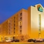 La Quinta Inn & Suites By Wyndham Nashville Airport Opryland
