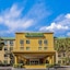 La Quinta Inn & Suites by Wyndham Miami Cutler Bay