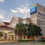 Baymont By Wyndham Clute