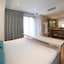 Petit Palace Hotel Tres