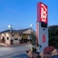 Red Roof Inn Arlington - Entertainment District