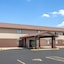 Baymont By Wyndham Oshkosh Airport