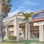 Howard Johnson By Wyndham Torrance