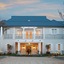 Long Lee Manor
