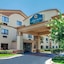 La Quinta Inn & Suites By Wyndham Jackson Airport