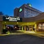 La Quinta Inn & Suites by Wyndham Secaucus Meadowlands