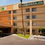 La Quinta Inn & Suites By Wyndham El Paso East