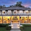 Twin Lotus Resort And Spa (Adult Only   November To April)